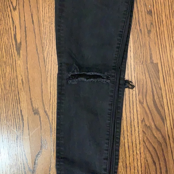 American Eagle skinny jeans - Picture 2 of 3